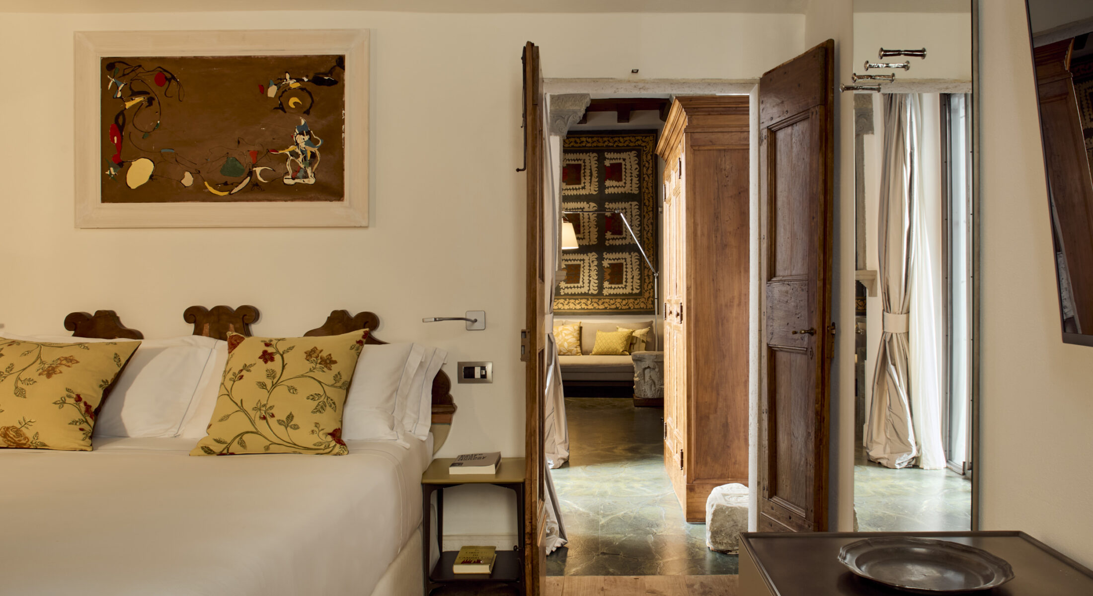 Palazzo delle Pietre slide_2